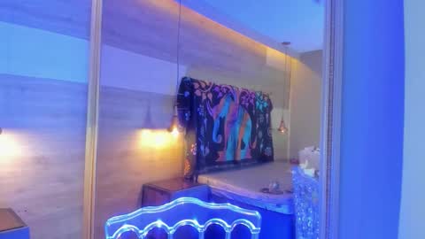 Cori online show from April 2026 04:15:02 AM