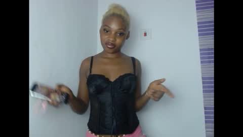 cornxcunt online show from November 2025 04:04:01 AM