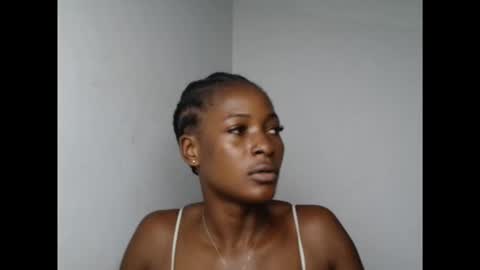 cornxslut online show from November 2025 05:30:01 PM