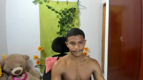 Ethan  online show from January 2025 02:57:02 AM