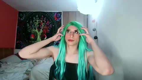 cosmic_crystal online show from February 2025 01:40:01 AM