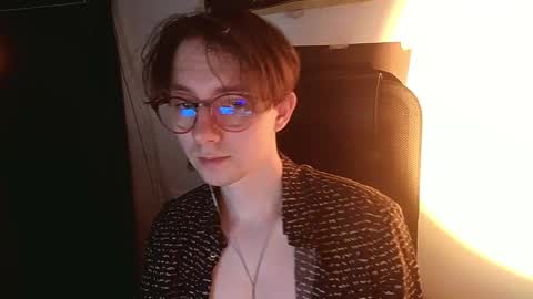 Barry online show from April 2026 07:58:01 PM