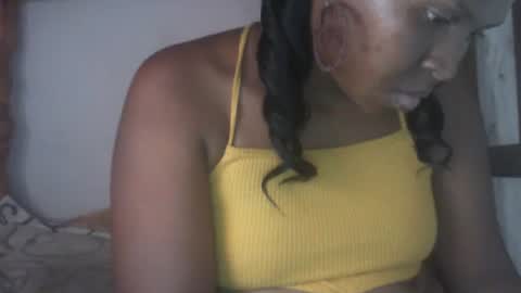 couleur_vanille online show from January 2025 06:46:01 AM