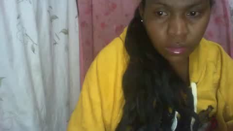 couleur_vanille online show from September 2025 01:28:01 AM