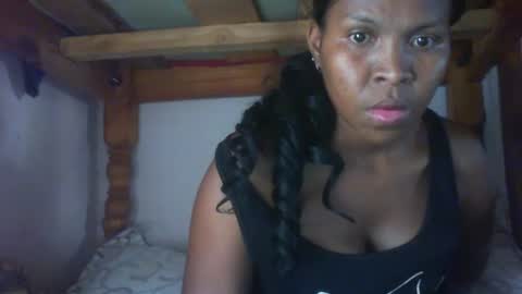 couleur_vanille online show from October 2025 07:53:02 AM
