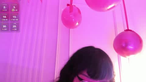 Snapshot of countesslayla chatting on May 2026 11:38:01 AM countesslayla online show from May 2026 11:38:01 AM