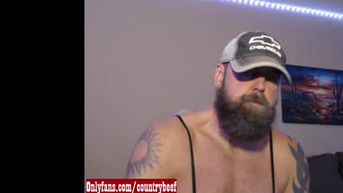 Snapshot of countrybeef chatting on December 2024 01:10:01 AM countrybeef online show from December 2024 01:10:01 AM