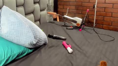 Andrea and Scott online show from February 2026 09:16:02 AM