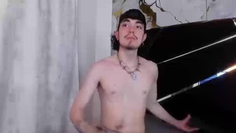 couple_in_heat_ online show from February 2026 07:36:01 PM