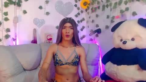 ALEXA  KIM online show from March 2025 08:52:01 PM