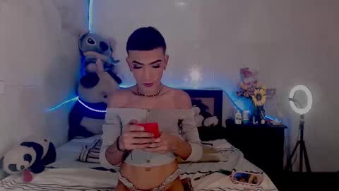 ALEXA  KIM online show from September 2025 02:02:01 AM