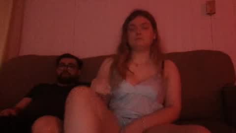 coupleofchi97 online show from December 2024 05:05:02 PM
