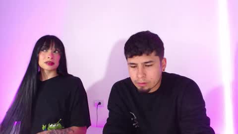 Juli and Liam online show from November 2025 05:06:02 AM