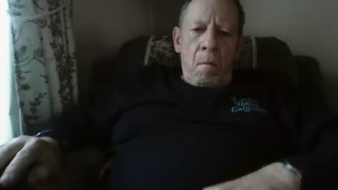 Snapshot of courieral1 chatting on November 2025 07:50:01 AM courieral1 online show from November 2025 07:50:01 AM