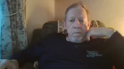 Snapshot of courieral1 chatting on December 2025 08:01:01 AM courieral1 online show from December 2025 08:01:01 AM