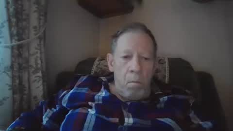 Snapshot of courieral1 chatting on December 2025 08:22:01 AM courieral1 online show from December 2025 08:22:01 AM