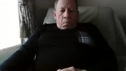 Snapshot of courieral1 chatting on March 2026 03:20:02 PM courieral1 online show from March 2026 03:20:02 PM