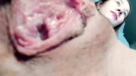 Snapshot of courtney_luv chatting on February 2025 02:43:02 PM Im Courtney Nice to meet youFollow meInstagram courtneyluv778 online show from February 2025 02:43:02 PM