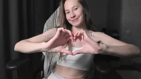 Snapshot of courtney_luv chatting on July 2026 05:16:01 PM Im Courtney Nice to meet youFollow meInstagram courtneyluv778 online show from July 2026 05:16:01 PM