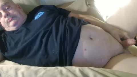 Snapshot of cowboycli52 chatting on December 2025 04:40:02 AM cowboycli52 online show from December 2025 04:40:02 AM