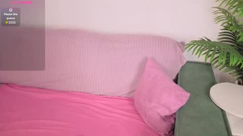 coy_emo_princess online show from August 2026 01:35:01 PM