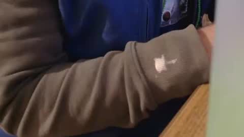 coyote017 online show from April 2026 03:15:01 PM