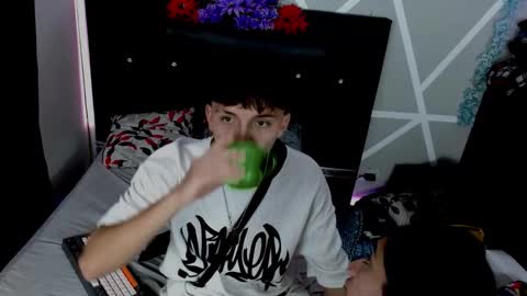 cozy7couple online show from October 2025 11:24:02 PM