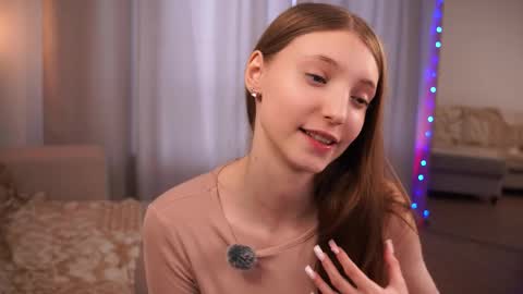 Lina online show from March 2026 08:11:01 AM