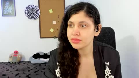 cracker online show from May 2026 04:09:02 AM