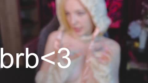 Snapshot of crackling_tati chatting on December 2024 12:07:02 AM Tati online show from December 2024 12:07:02 AM