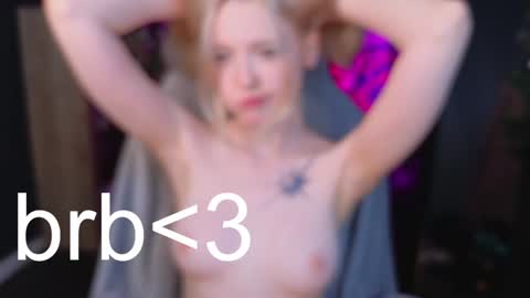 Snapshot of crackling_tati chatting on December 2024 11:59:01 PM Tati online show from December 2024 11:59:01 PM