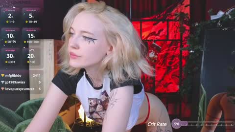 Snapshot of crackling_tati chatting on December 2024 12:00:02 AM Tati online show from December 2024 12:00:02 AM