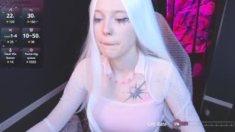 Snapshot of crackling_tati chatting on January 2025 05:10:02 AM Tati online show from January 2025 05:10:02 AM