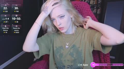 Snapshot of crackling_tati chatting on February 2025 08:53:02 PM Tati online show from February 2025 08:53:02 PM