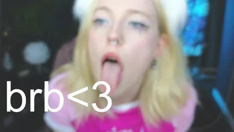 Snapshot of crackling_tati chatting on March 2025 02:58:01 AM Tati online show from March 2025 02:58:01 AM