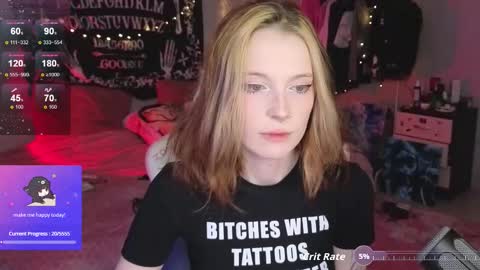 Snapshot of crackling_tati chatting on September 2025 07:08:01 PM Tati online show from September 2025 07:08:01 PM