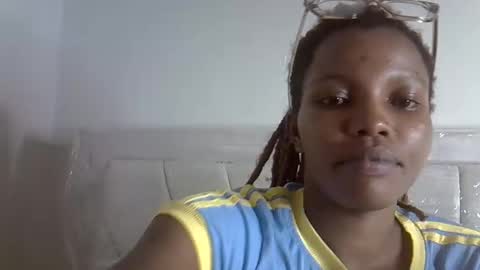 craizybitch online show from March 2025 04:00:02 PM