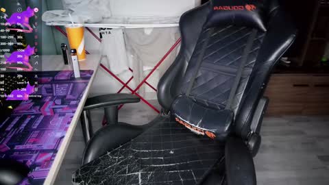 crash_test13 online show from February 2025 10:00:02 PM