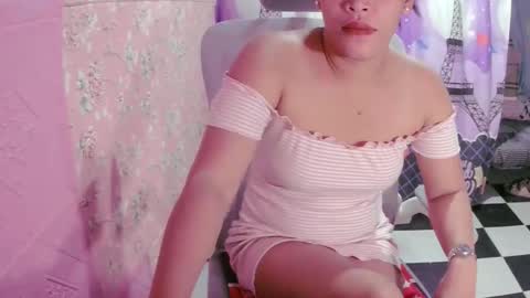 crazy_4u69 online show from April 2026 02:25:02 AM