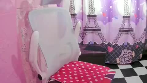 crazy_4u69 online show from April 2026 03:02:01 AM