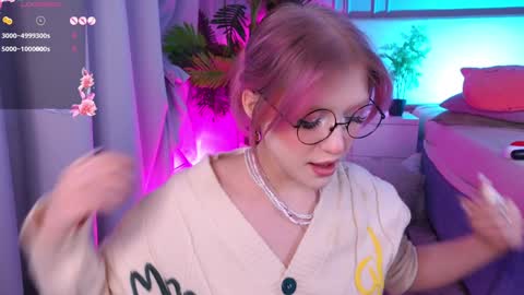 Sonya online show from January 2025 10:41:02 PM