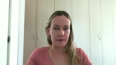 Anny online show from January 2025 10:49:02 AM