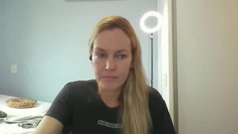 Anny online show from April 2026 10:53:01 AM