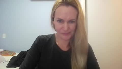 Anny online show from July 2026 12:30:01 PM