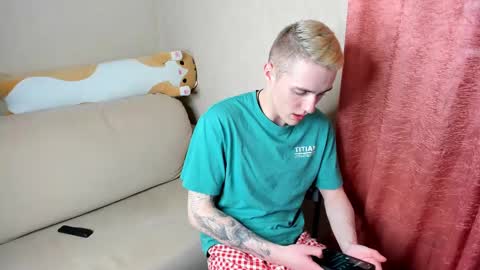 Alex online show from March 2025 04:10:01 PM