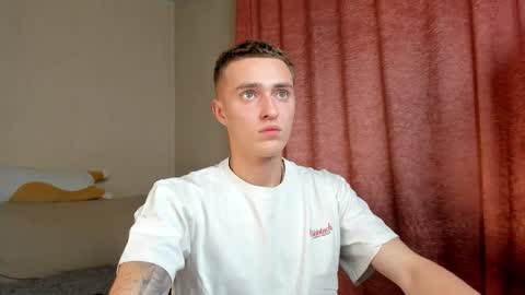 Alex online show from October 2025 06:30:02 PM