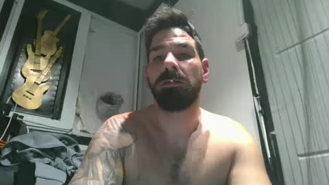 Snapshot of crazycouple1011 chatting on January 2025 11:33:01 PM funcouple online show from January 2025 11:33:01 PM