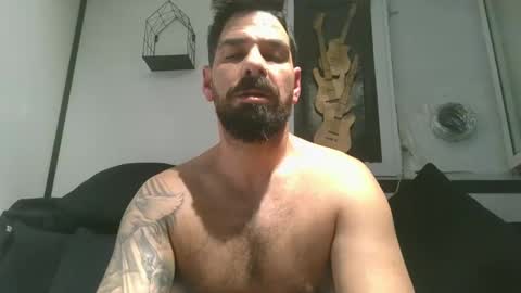 Snapshot of crazycouple1011 chatting on February 2025 01:45:02 AM funcouple online show from February 2025 01:45:02 AM