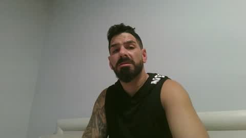 Snapshot of crazycouple1011 chatting on November 2025 07:07:01 AM funcouple online show from November 2025 07:07:01 AM