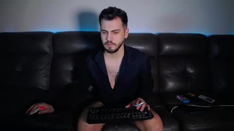 Crazy online show from February 2026 06:17:02 PM